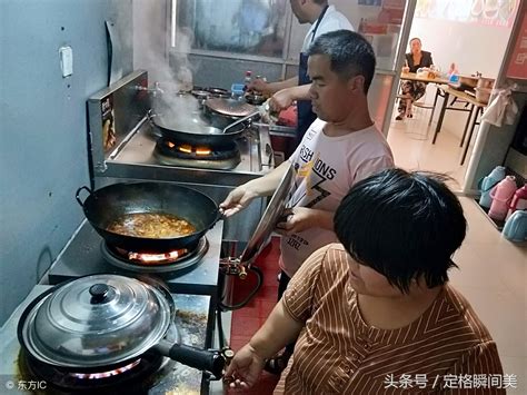在上海市区饭馆吃顿饭一般花费多少？这家店的性价你觉得如何？ - YouTube