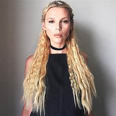 Hippie Hairstyles by 20 Hippie Hairstyle Designs Ideas Haircuts Design Hippie Hairstyles