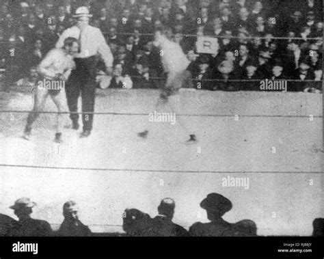 First Boxing Match 的图像结果