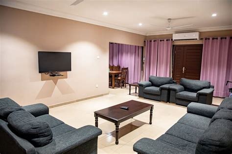 VOLTA RESIDENCE GARDEN LODGE (Akuse) - Hostel Reviews & Photos ...