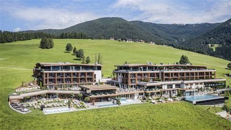 Hotel Alpen Tesitin Panorama Wellness Resort | Taisten - Kronplatz