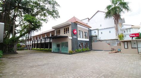 REDDOORZ PLUS @ HOTEL SOFIA PANGANDARAN (Java) - Hotel Reviews, Photos ...