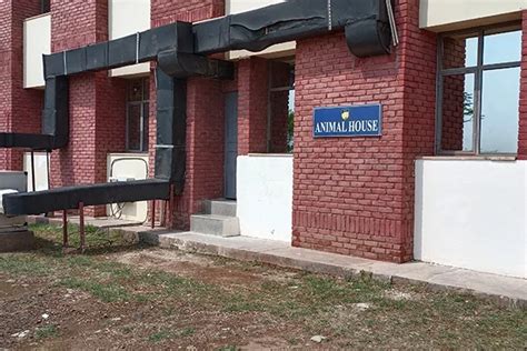 Laboratories @ Amity University, Gwalior