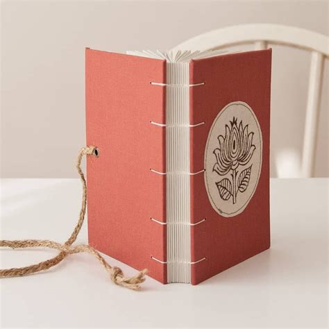 Coptic Stitch Binding Tutorial 的图像结果