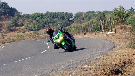 Kawasaki Ninja ZX-14R 2016 STD Bike Photos - Overdrive