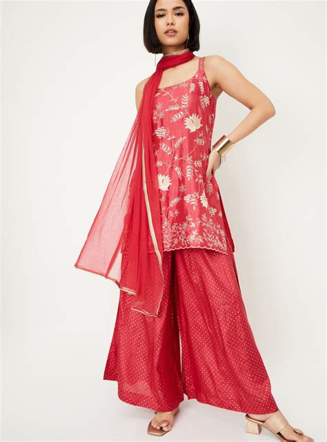 Buy Women Embroidered Kurta Set Online at just Rs. 1999.0 ...