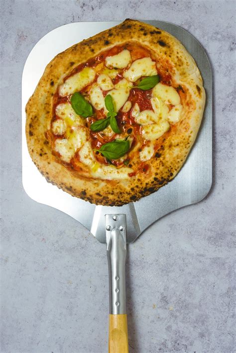 Pizza peel, aluminum, 65 x 30.5 cm - Kitchen Craft | KitchenShop