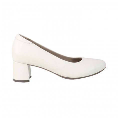 Buy Mochi Women White Formal Pumps Online | SKU: 31-9958-16-36 – Mochi ...