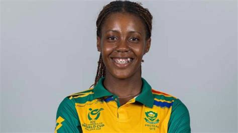 Women’s World Cup 2025 : క్రికెట్ హిస్టరీలో ఫస్ట్ టైం.. 17 ఏళ్లకే ...