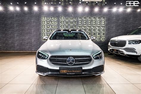 Mercedes-Benz E-Class E-200 EXCLUSIVE.