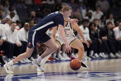 Wisconsin Badgers Transfer Wing Displaying Impressive 3-Point Abilities