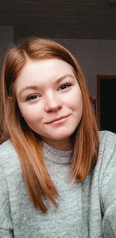 Modelle für Fingernagelmodellage in Windhagen | Dienstleistungen ...