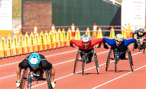 Wheelchair Racing | Honda sports | Honda Global Corporate Website