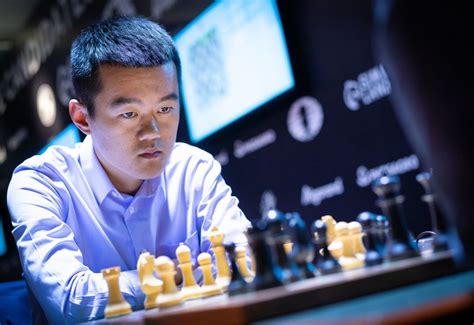 Candidates Round 9: A position that is tough even for the Grandmasters ...