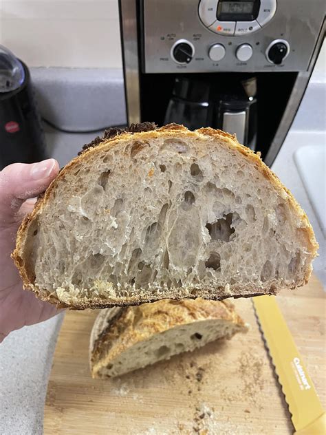 What do tall vertical bubbles in the crumb mean? : r/Sourdough