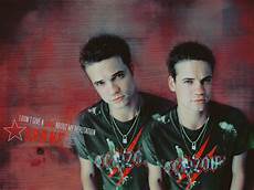 Shane West Wallpapers by Shanewallpapers Shane West Wallpaper 27884305 Fanpop Shane West Wallpapers