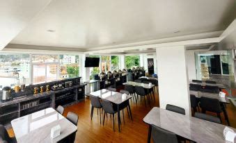 Phuket Meet Holiday International Hotel-Patong, Phuket - 2025 Latest ...