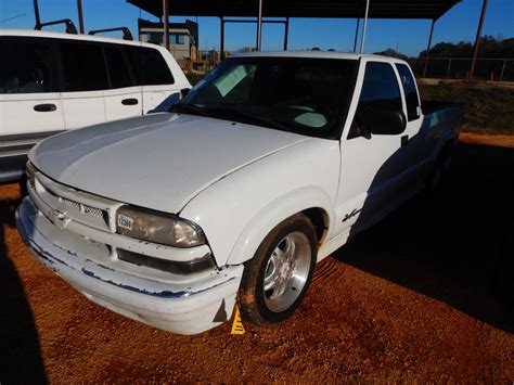 2000 CHEVROLET S10 XTREME Pickup Truck