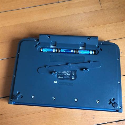 Rezultat imagine pentru Vtech Nitro Web Notebook