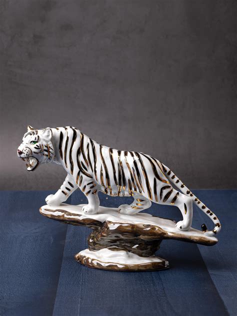 Glass Handicrafts | Exquisite Art Pieces