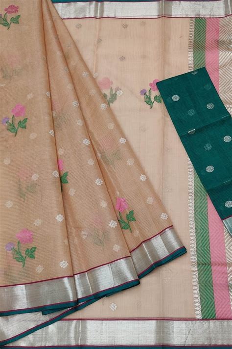 Handloom Kota Doria Saree - 20% Off
