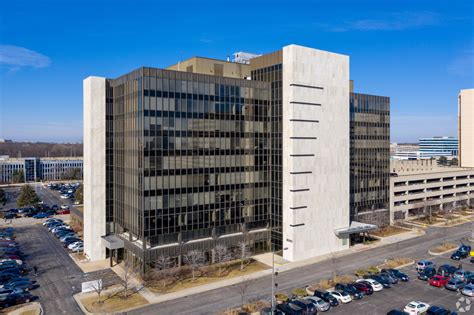 8550 W Bryn Mawr Ave, Chicago, IL 60631 | LoopNet