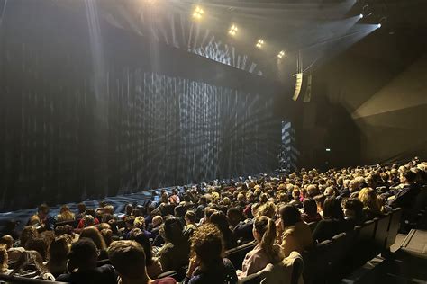 Théâtre Le 13ème Art | Italie Deux | Italie Deux