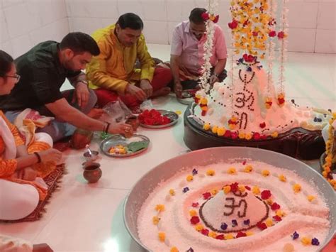 Mandveshwar Mahadev was covered with a lump of rice | પરંપરા ...