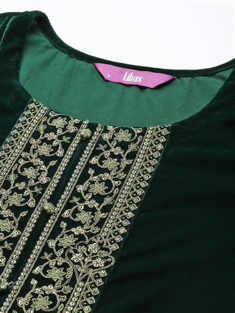 Buy Green Yoke Design Velvet Straight Kurta With Dupatta Online at Rs ...
