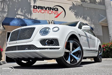 2020 Bentley Bentayga V8! WHITE/WHITE! MULLINER SPEC! TOURING SPEC! CITY SPEC! $217K MSRP! Stock ...