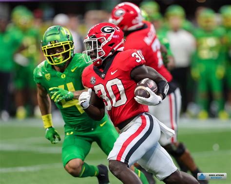 Chick-fil-A Kickoff Game: Georgia Bulldogs vs Oregon Ducks - Gameday ...