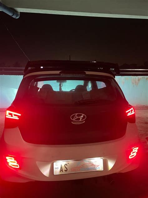 Hyundai Grand i10 Bumper Reflector (2013-16)