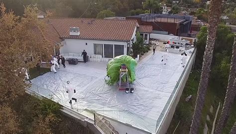 Biggest Toothpaste Explosion 的图像结果