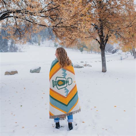 BLANKETS | The Montana Scene