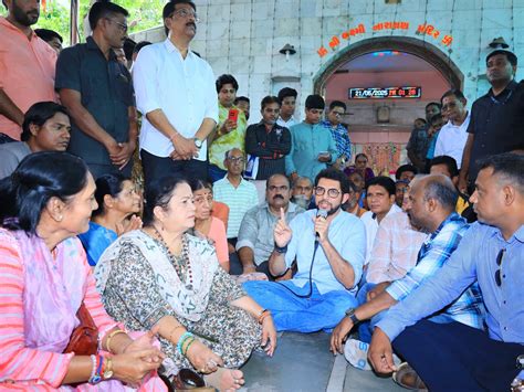 Locals, Leaders Oppose Demolition Notice to Century-Old Mumbai Temple ...