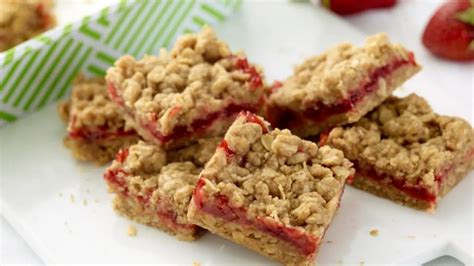 Strawberry Oatmeal Bars Recipe | Ree Drummond | Food Network