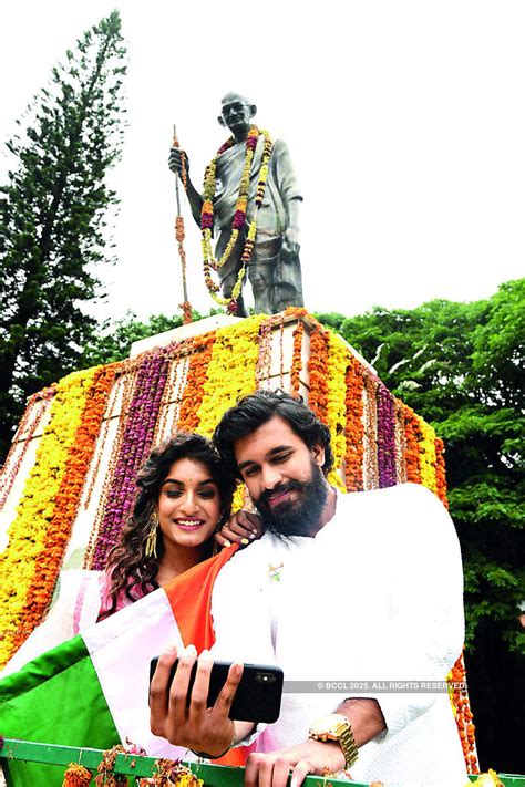 Dheeren Ramkumar and Krishi Thapanda own the #PatrioticFeels for ...