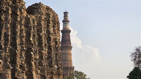 Now Book Tickets For Delhi's Monuments On The Go With DMRC App