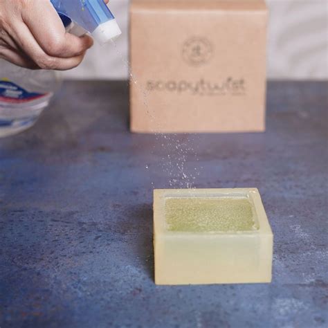 2 Ingredient Diy Recipe: Peppermint and Aloe Vera Handmade Soap