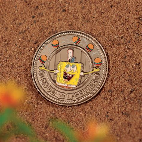 SpongeBob SquarePants 25th Anniversary Coin Merchandise - Zavvi UK