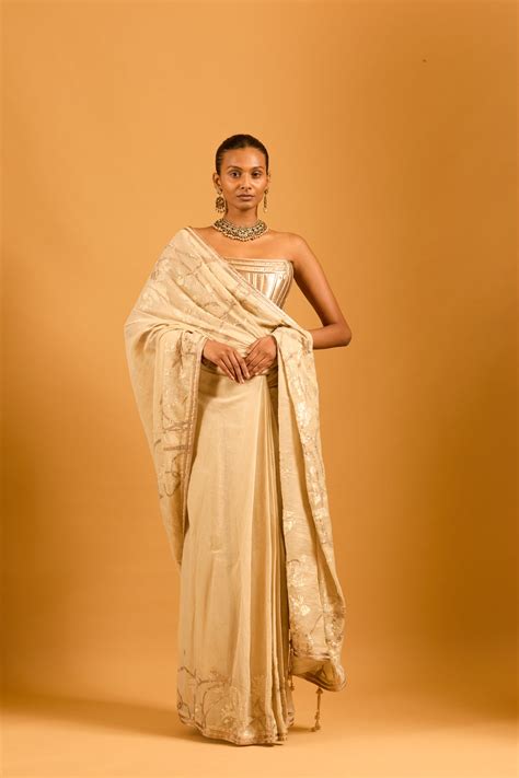 Trifecta gold corset