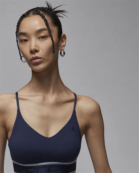 Jordan Sport Indy Women's Light-Support Sports Bra. Nike IN