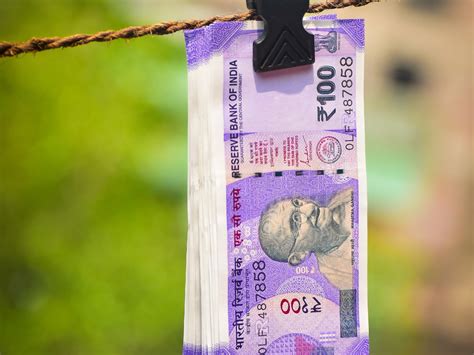 अजरबैजान में जाकर कितना हो जाता है भारत का 100 रुपया? जानिए कौन-सी ...