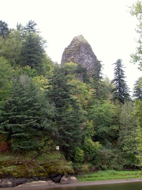 Rooster Rock State Park