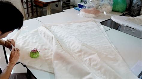 如何缝制自己的丝绸枕套|分步指南 - 万博在线客服