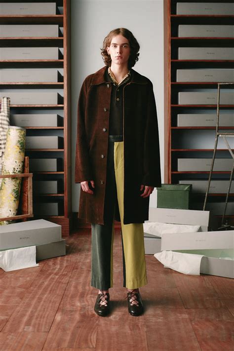 Green and Brown Outfits: The Perfect Fall Palette You're Probably ...