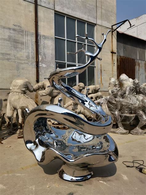 不锈钢浪花雕塑 – 北京博仟雕塑公司