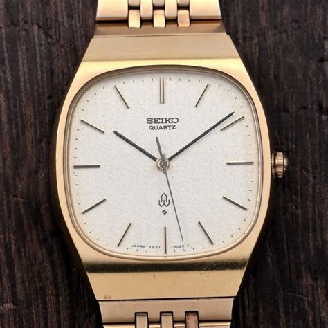 Seiko Vintage 1978 SEIKO Emblem QUARTZ TV Screen shape Gold... for Rs ...