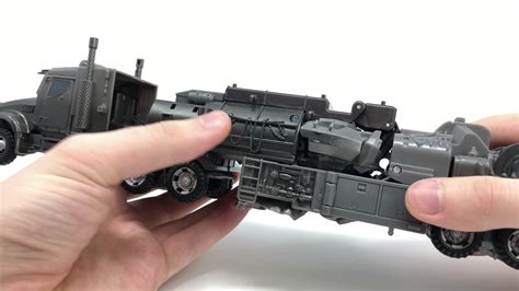 Universal Studios Exclusive Studio Series SS-48 Leader Class Dark Of ...