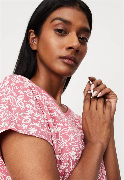 Buy Women Floral Printed Top and Pyjamas Online at just Rs. 799.0 ...